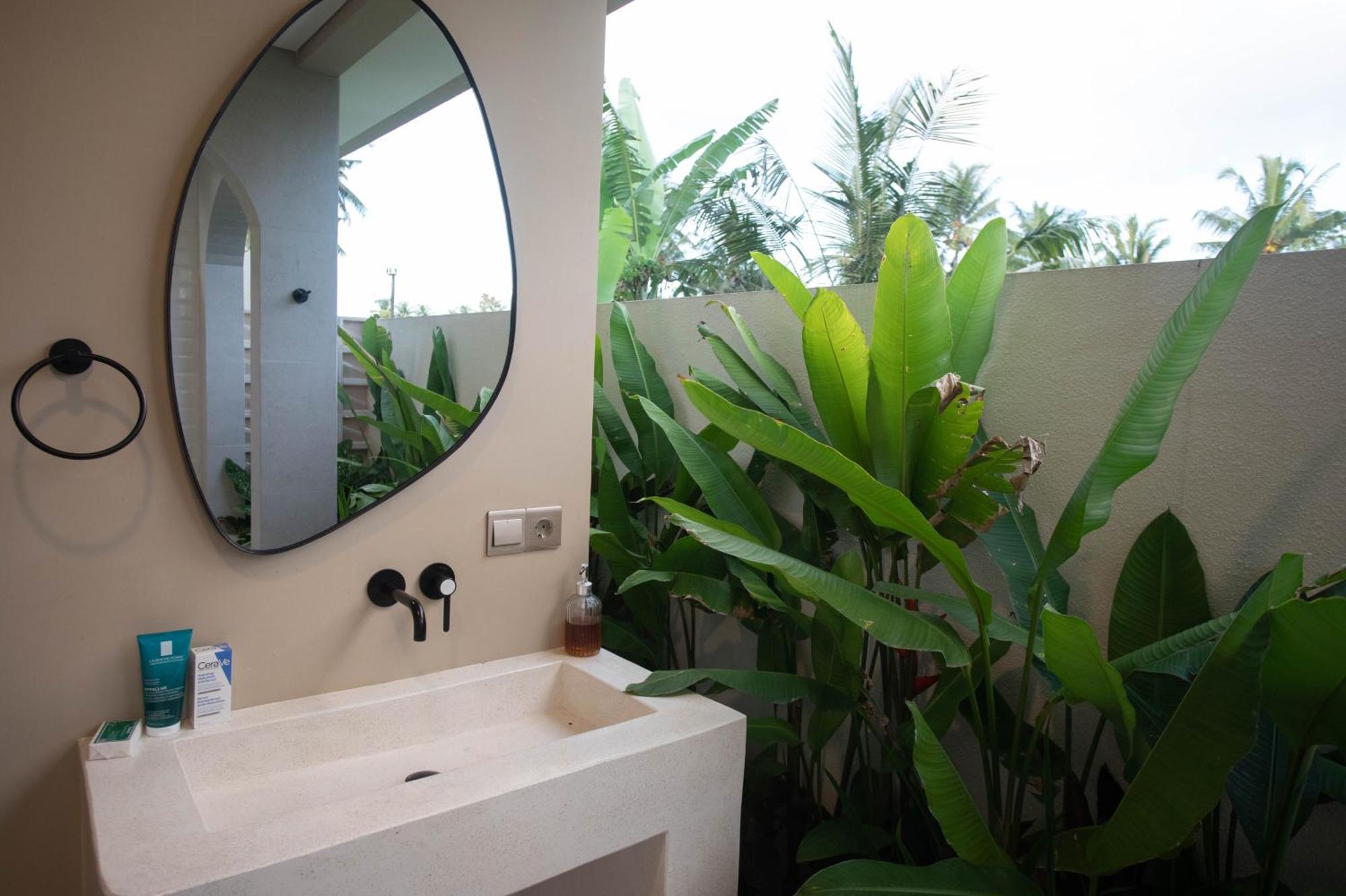 Adi Laxmi Villa Ubud Ngoại thất bức ảnh